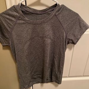 SIZE 8 SWIFTLY TECH RACE LENGTH GREY